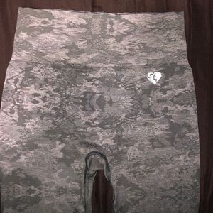 Women Best Camo Green